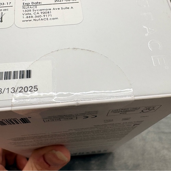 NuFACE Fix Skincare Device White Brand New Sealed in the Box - Picture 8 of 9